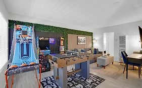 6Th Haven, Arcade, King Bed, Games, 1 Mile To Beaches