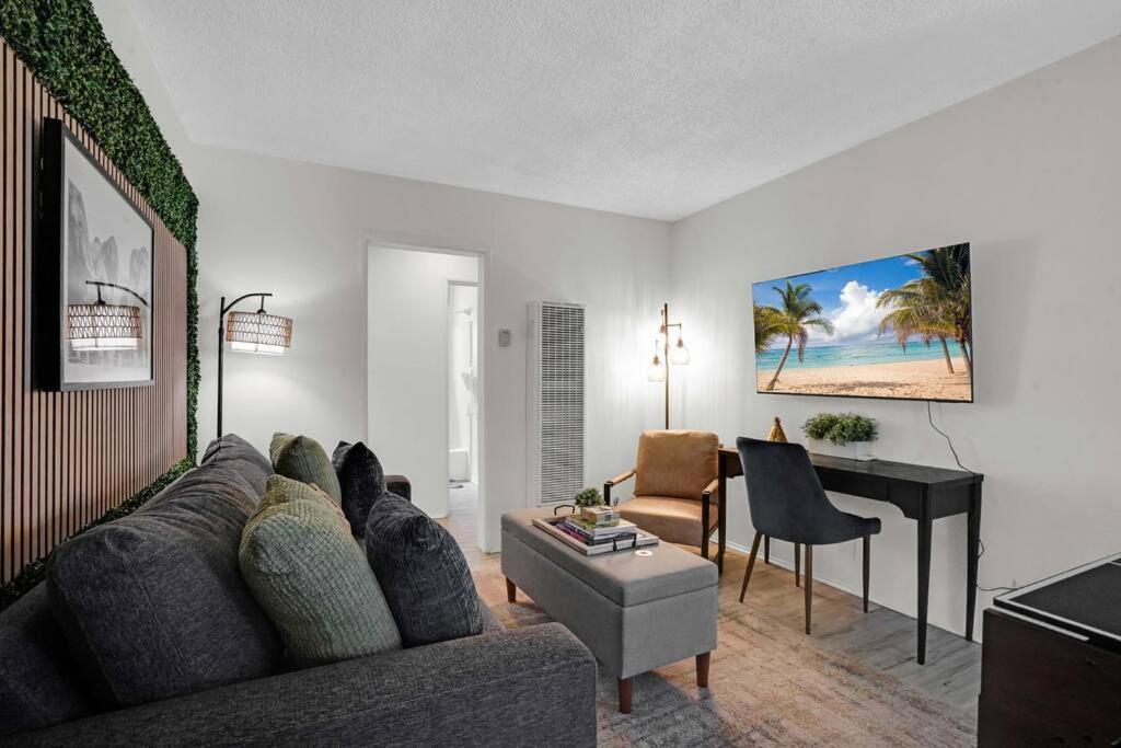 6Th Haven, Arcade, King Bed, Games, 1 Mile To Beaches Long Beach Exterior photo